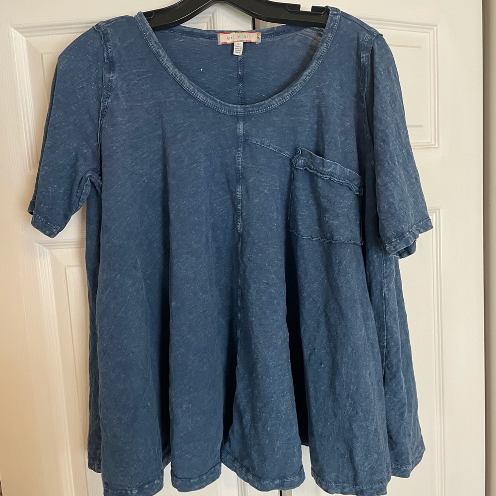 Eri and Ali blue top